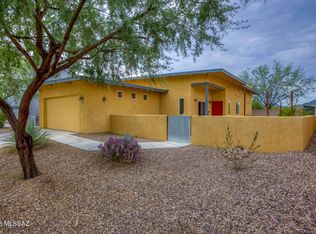 3071 N Dasylirion Dr, Tucson, AZ 85745