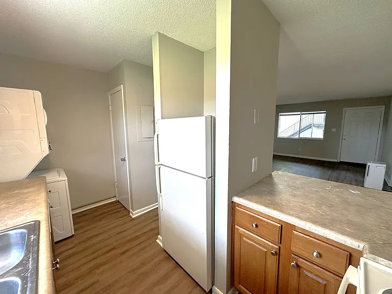 448 Belmont Rd #3 — Photo 10