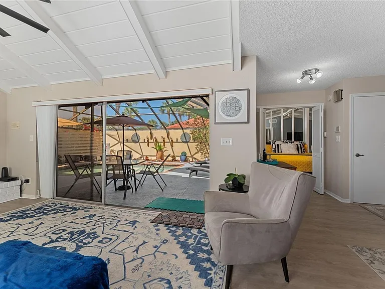 5053 Maui Cir #14 — Photo 12