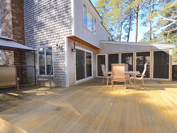 4th image of 19 Majors Cove Ln