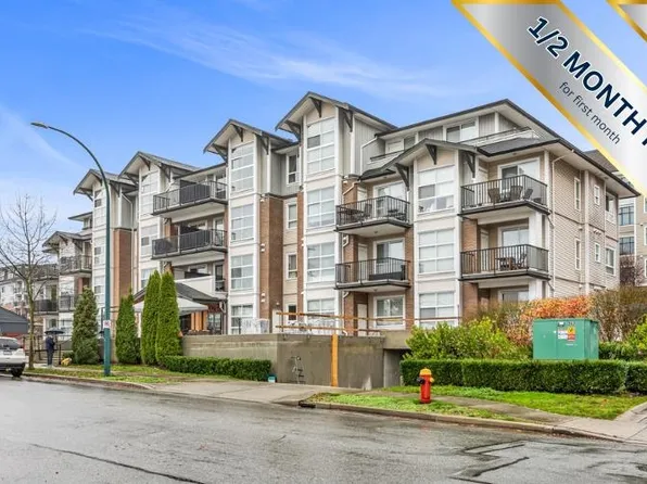 827 Roderick Ave #403, Coquitlam, BC V3K 0E3
