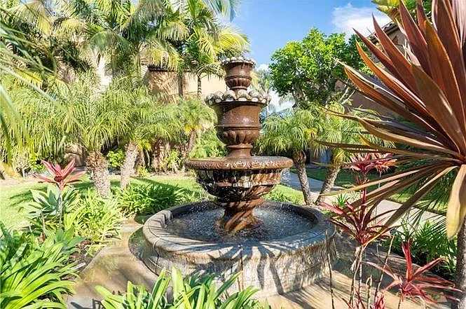 421 Coral Reef Dr #41 — Photo 7