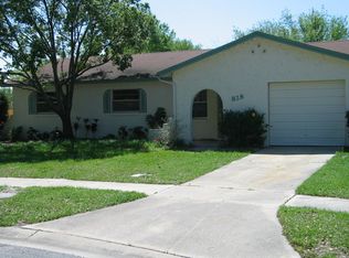 828 Agnes Dr, Altamonte Springs, FL 32701