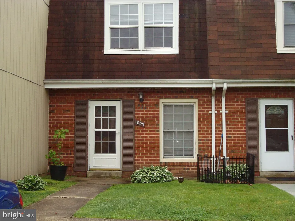 1807 Arwell Ct