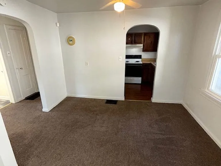 814 Taylor Ave — Photo 3