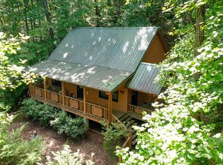 1380 Deerfield Rd, Young Harris, GA 30582