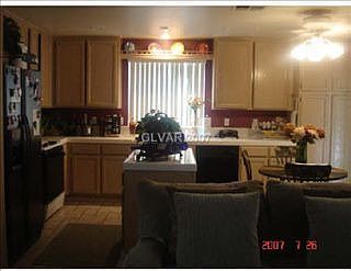 5th image of 3580 Teton Hills St