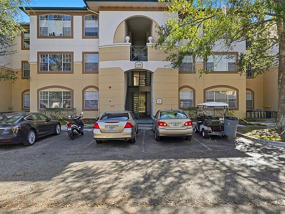 2nd image of 17106 CARRINGTON PARK DRIVE #623