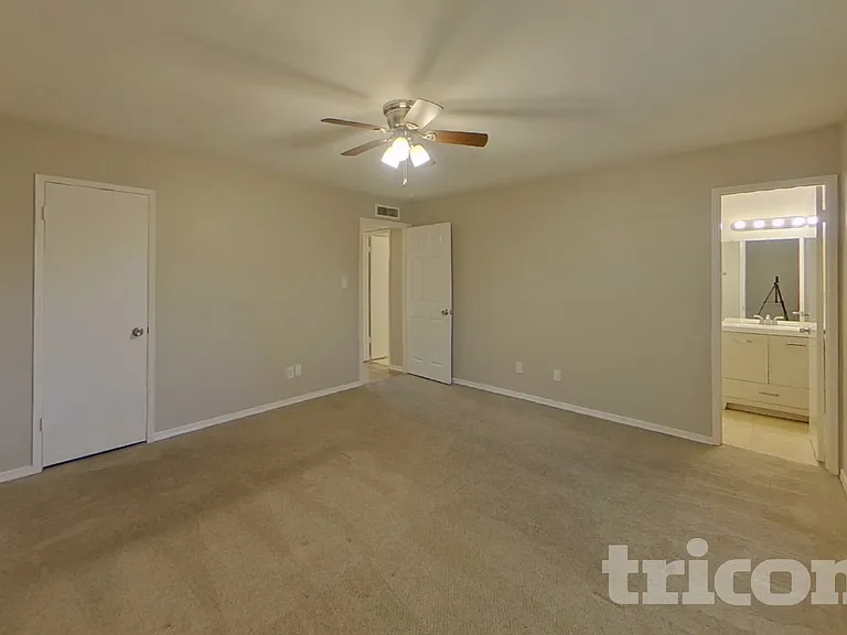 7309 Hedge Dr — Photo 7