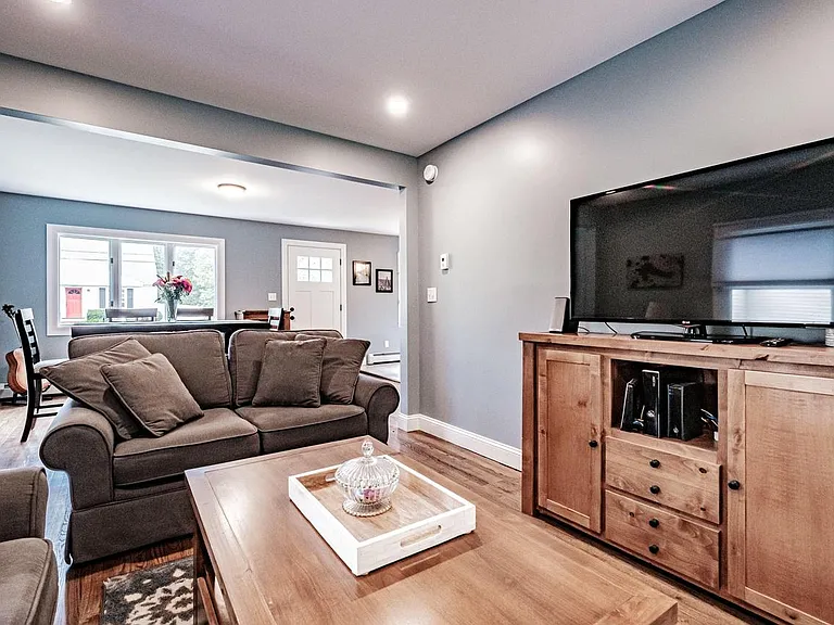 169 Holm Ave — Photo 31