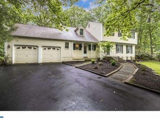 2 Clarks Gap Ct, Medford, NJ 08055