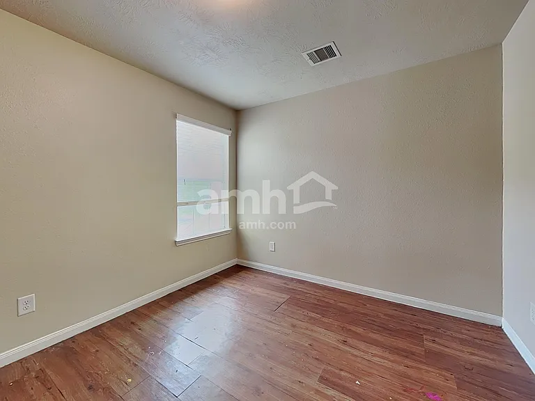 2618 Bammelwood Dr — Photo 18