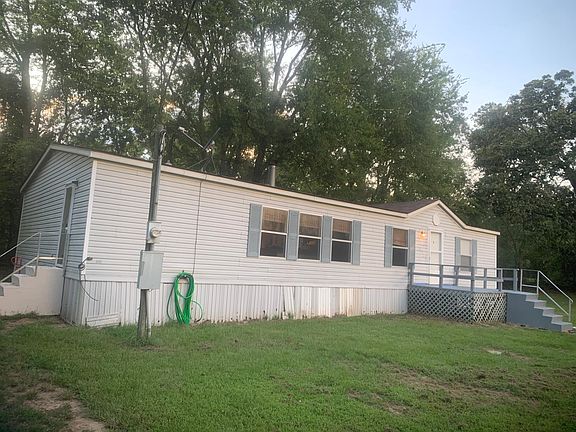 5th image of 631 Mulberry Ln