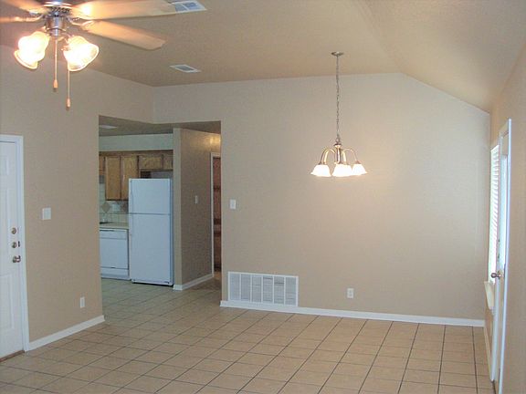 3rd image of 4903B Heather Ln