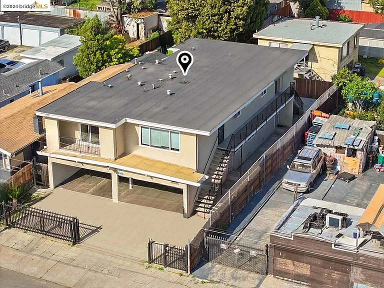 9520 Olive St #1 — Photo 17