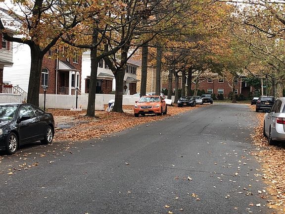 4th image of 415 N Railroad Ave