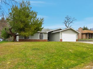 28151 Preakness Dr, Tehachapi, CA 93561