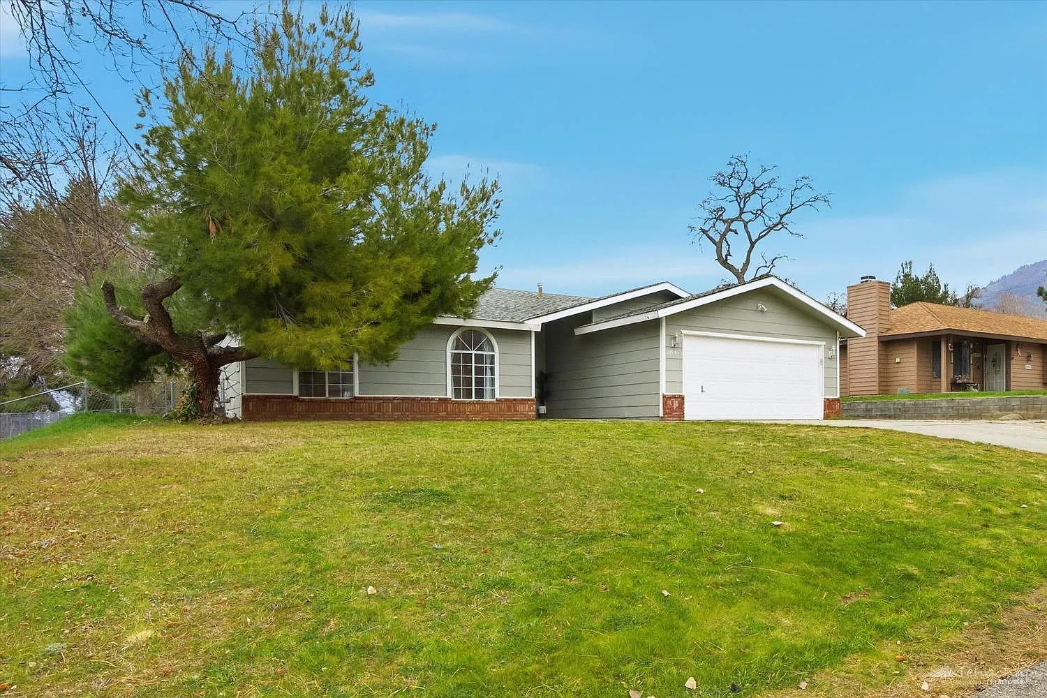 28151 Preakness Dr photo 1
