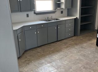 77 Ruggles St, Dunkirk, NY 14048