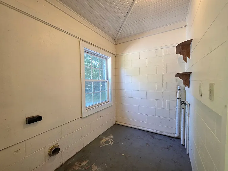 5404 N Blue Angel Pkwy — Photo 26
