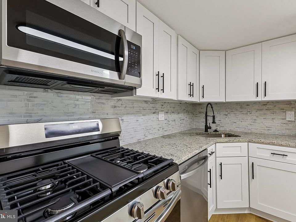 1st image of 1554 Northgate Sq APT 1A
