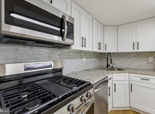 1554 Northgate Sq APT 1A, Reston, VA 20190