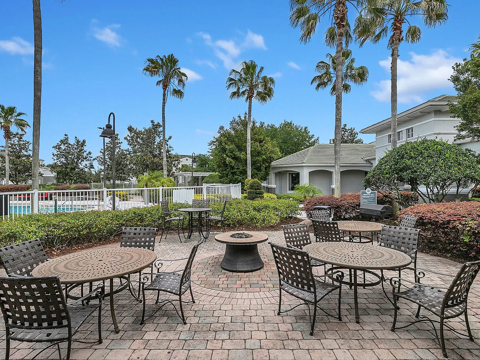 The Eli Winter Springs — Photo 4