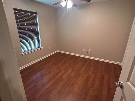 5th image of 232 Gabreten Ln