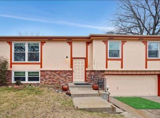 4100 G St #B, Lincoln, NE 68510