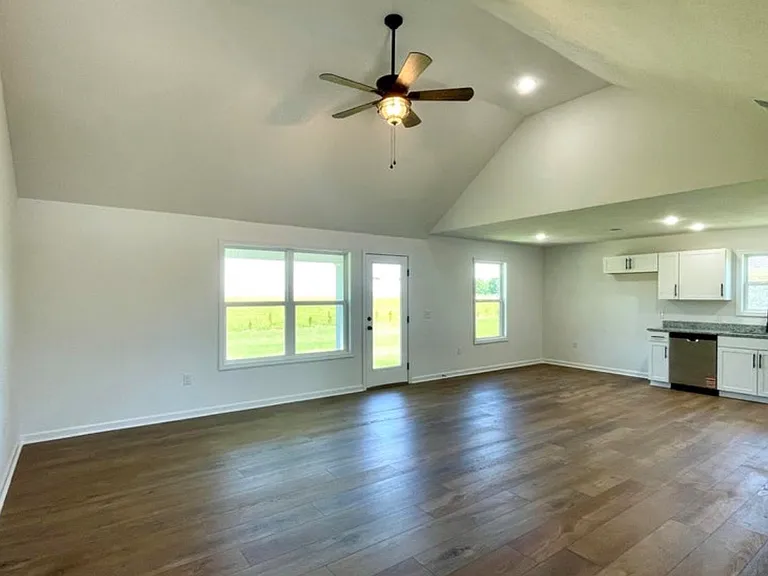 14033 Westhaven Cv — Photo 2