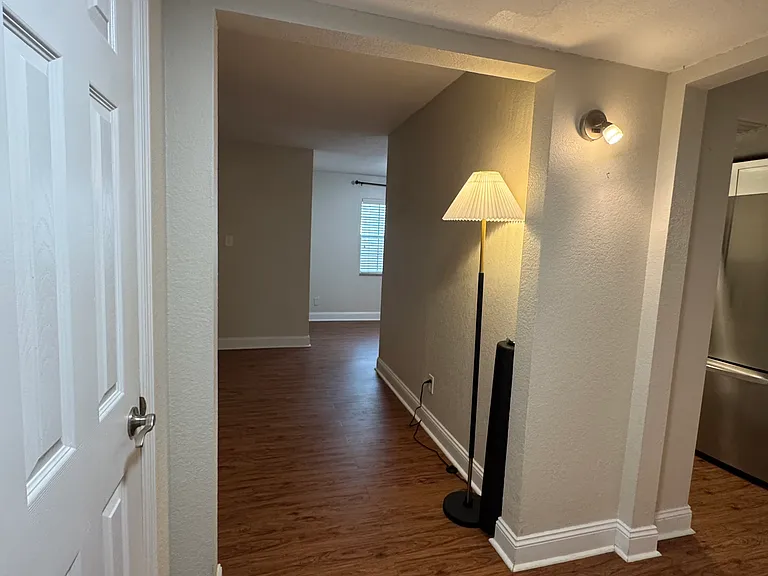 205 Lewfield Cir #205 — Photo 12