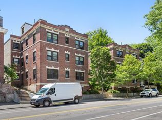 590 Washington St APT 3, Brookline, MA 02446