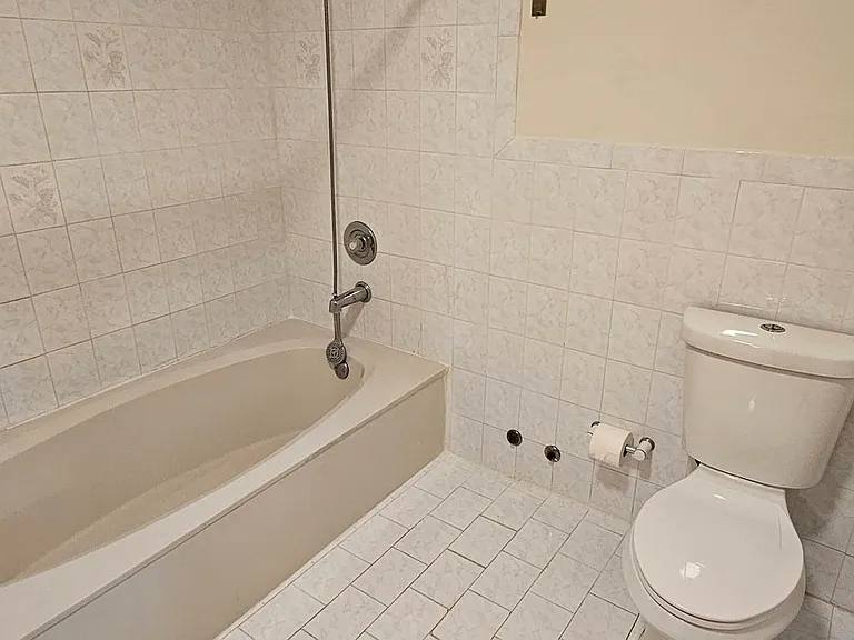 5431 SW 143rd Ave — Photo 14