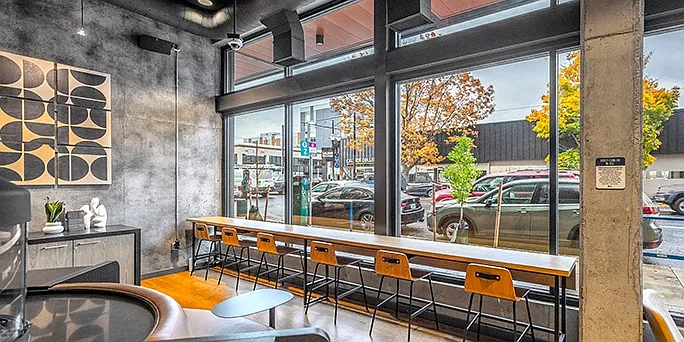 The Strauss on Burnside — Photo 3