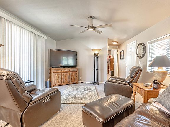 5th image of 459-580 Ponderosa Blvd