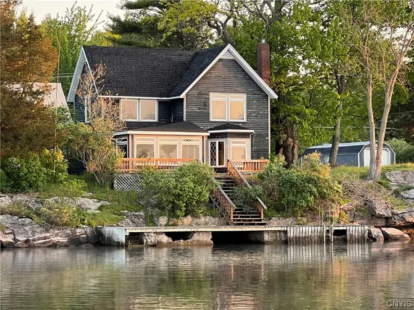 19206 Peel Dock Rd, Wellesley Island, NY 13640