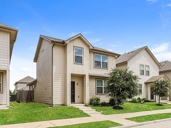 3rd image of 5525 Eagle Point Dr