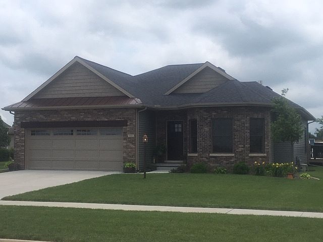 1st image of 840 Kingwood Dr