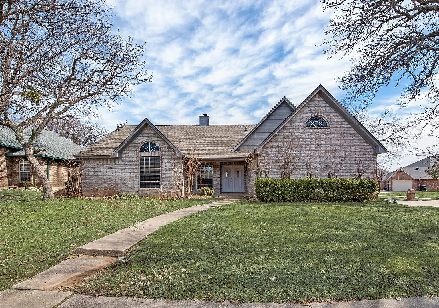Spacious Living Awaits in Corinth, TX — Photo 1