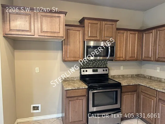 2206 SW 102nd St — Photo 11