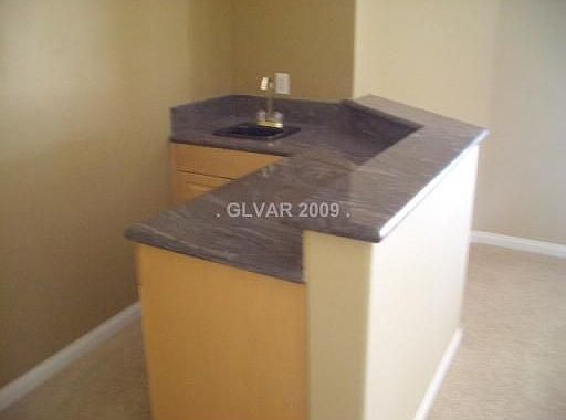 3rd image of 2691 Creekview Ct
