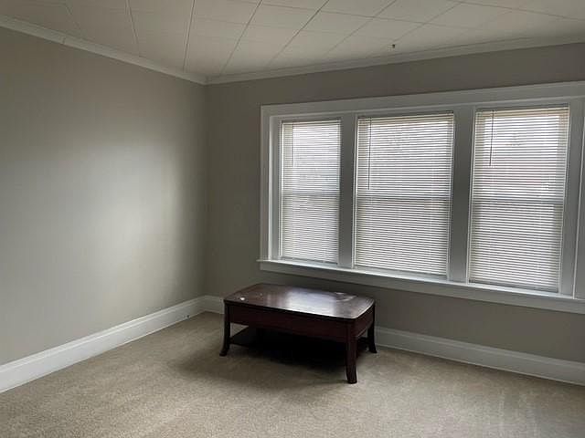 2nd image of 1905 Clinton St #1