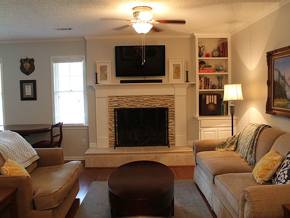 4th image of 6127 Autumnwood Ln