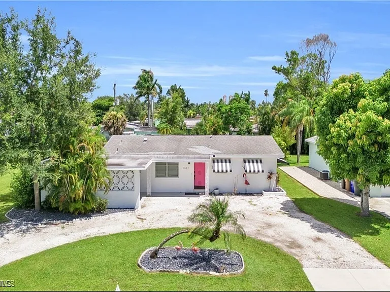 1661 Coronado Rd — Photo 30