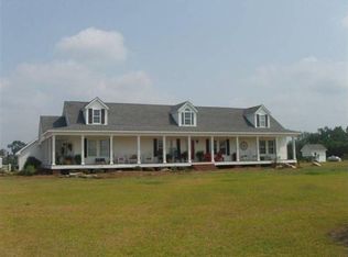 212 Corinth Church Rd, Rose Hill, NC 28458