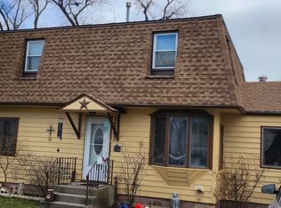 14541 Kolmar Ave, Midlothian, IL 60445