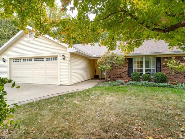 131 Peacock Ct, West Lafayette, IN 47906