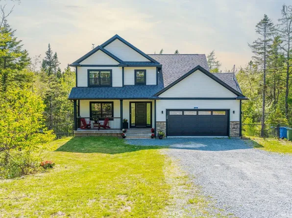 581 Wisteria Ln, Halifax, NS B3Z 4L1
