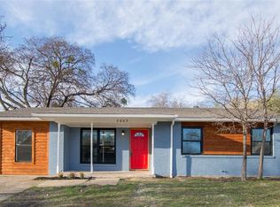 2805 Gilbert Cir, Arlington, TX 76010