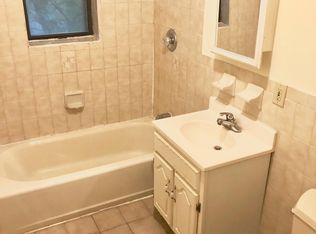 27 Spring Dell, Rutherford, NJ 07070